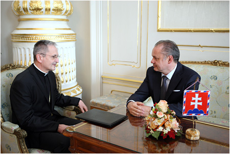 Prezident Kiska prijal arcibiskupa Zvolenskho