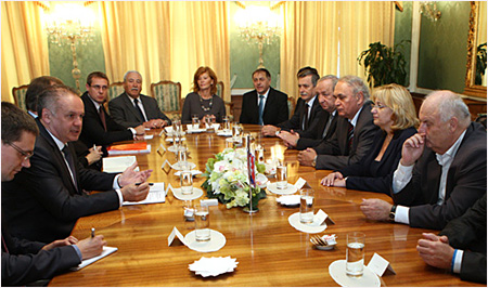 Prezident SR Andrej Kiska diskutoval s lenmi Sdnej rady