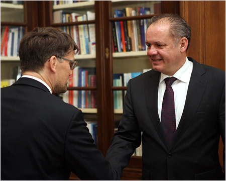 Prezident Kiska rokoval s ministrom kultry Maariom
