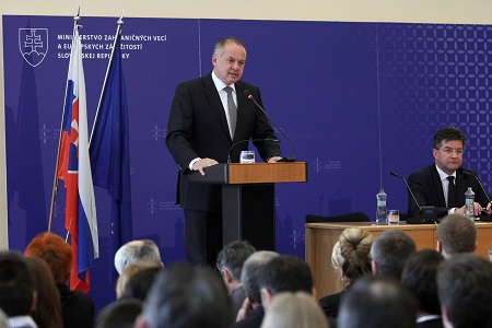 Príhovor prezidenta na konferencii hodnotiacej zahraničnú politiku