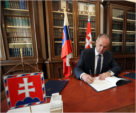 Prezident Andrej Kiska podpsal zkony 