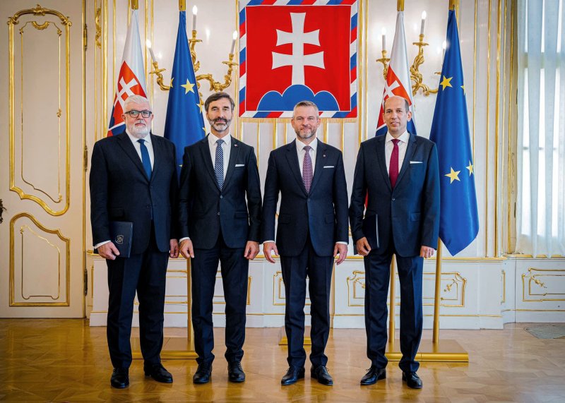 Prezident poveril nových veľvyslancov SR v zahraničí