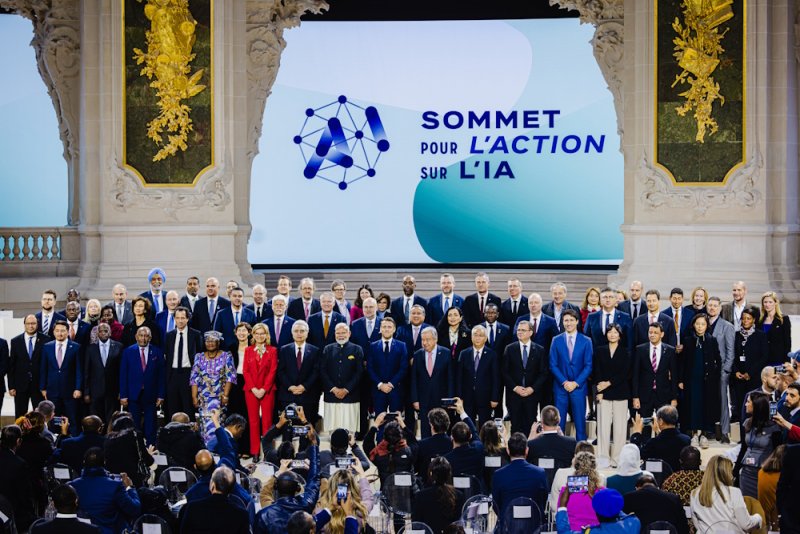 Prezident SR: Nie vždy sú úspešní len tí, čo vyvíjajú riešenia, ale častokrát sú úspešní tí, ktorí ich reálne začnú ako prví používať Prezident SR: Nie vždy sú úspešní len tí, čo vyvíjajú riešenia, ale častokrát sú úspešní tí, ktorí ich reálne začnú ako prví používať