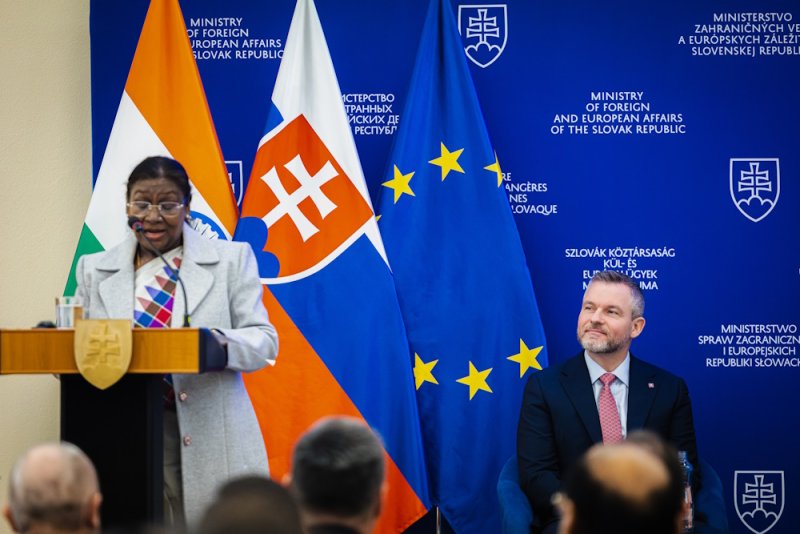 P. Pellegrini otvorili s indickou prezidentkou podnikateľské fórum