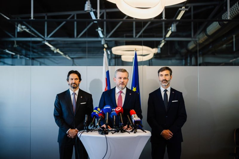 Prezident SR: Slovensko nejde na samite NATO súhlasiť s masívnym zbrojením