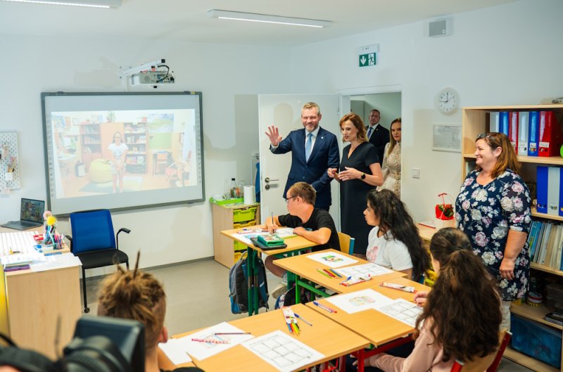 Prezident SR otvoril nový školský rok na Spojenej škole v Bratislave