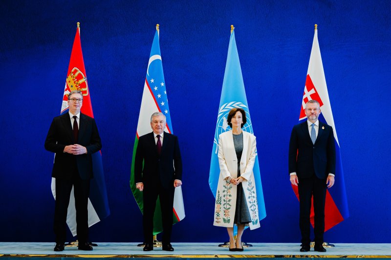 Prezident SR Peter Pellegrini v Samarkande rokoval s prezidentmi Uzbekistanu a Srbska
