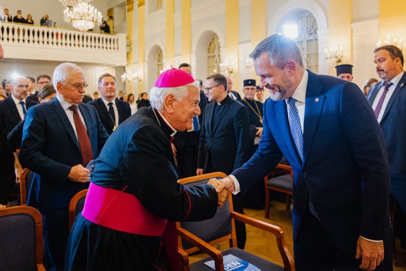 Prezident SR: Pokoj, odpustenie a jednota sú základom spoločného dobra Slovenska Prezident SR: Pokoj, odpustenie a jednota sú základom spoločného dobra Slovenska
