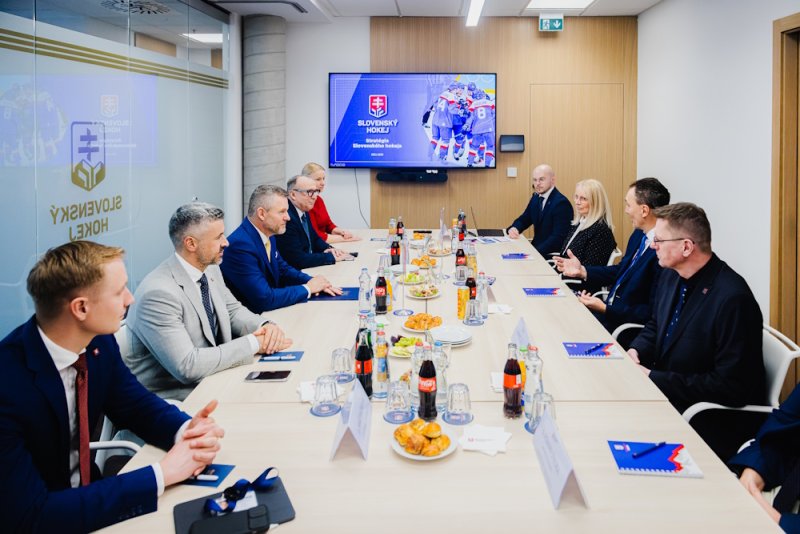 Prezident SR sa zaujímal o ďalšie smerovanie slovenského hokeja