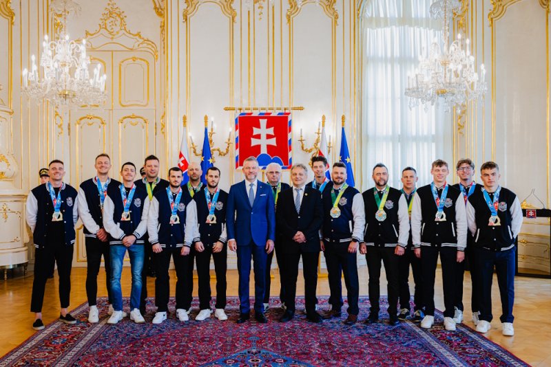 Prezident SR: Slovenský hokejbal dosiahol historicky najúspešnejší rok