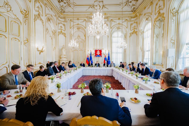 Prezident SR: Európa musí vedieť chrániť svoje záujmy aj dôveru občanov