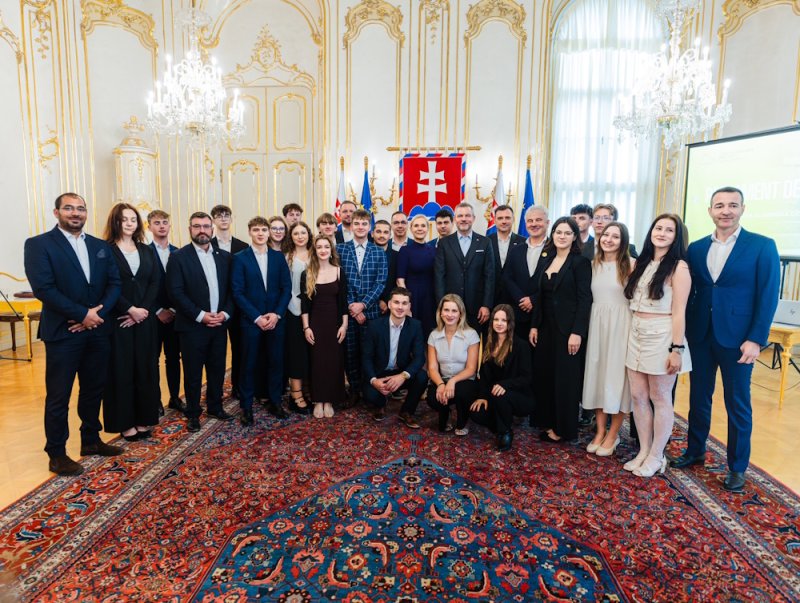 Historicky prvá diskusia prezidenta, ministrov a mladých o vízii Slovenska v Prezidentskom paláci