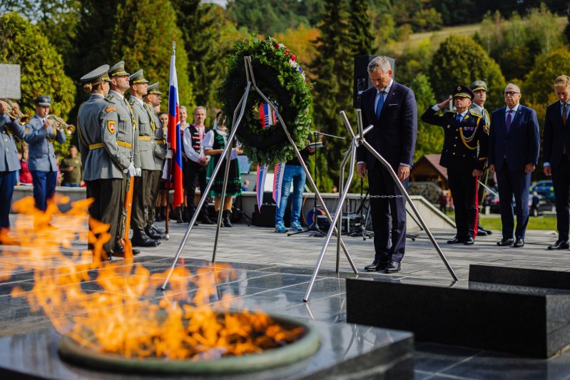 Prezident SR: Riešením konfliktov musí zostať diplomacia, nie sila Prezident SR: Riešením konfliktov musí zostať diplomacia, nie sila