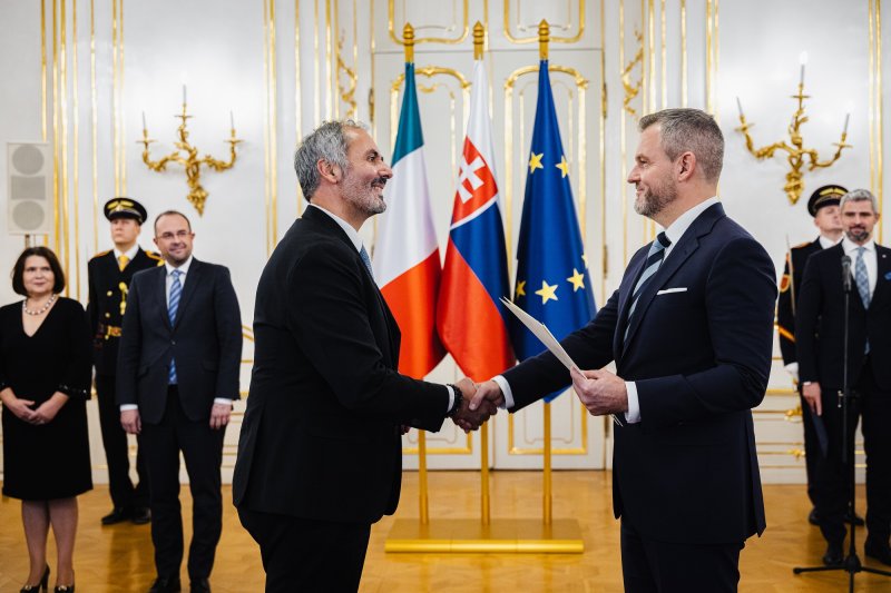 Prezident SR prijal poverovacie listiny od talianskeho veľvyslanca