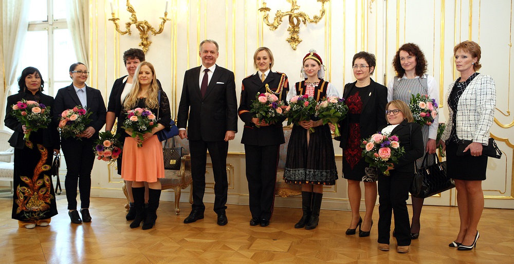 Andrej Kiska pozval desať žien na slávnostný obed