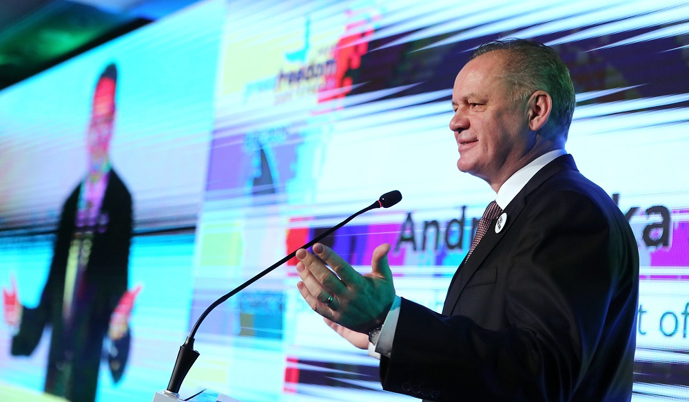 Kiska na novinárskej konferencii: Nezávislosť musíme chrániť