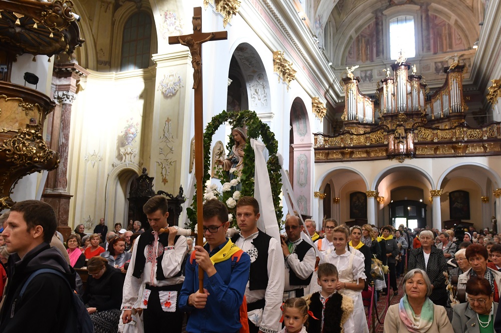 Andrej Kiska sa zúčastnil na omši v Šaštíne-Strážach