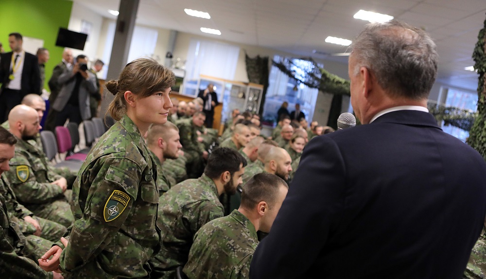 Prezident Kiska: Som hrdý na slovenských vojakov v Lotyšsku