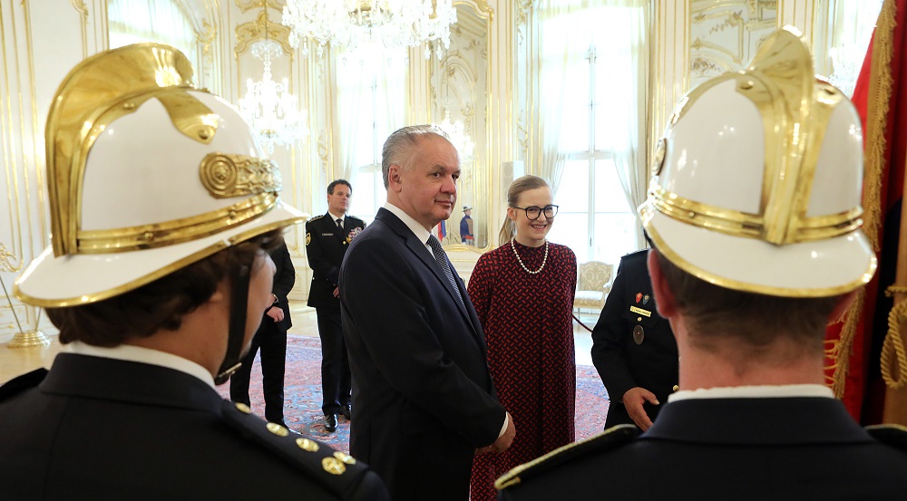 Andrej Kiska prijal v Prezidentskom paláci dobrovoľných hasičov