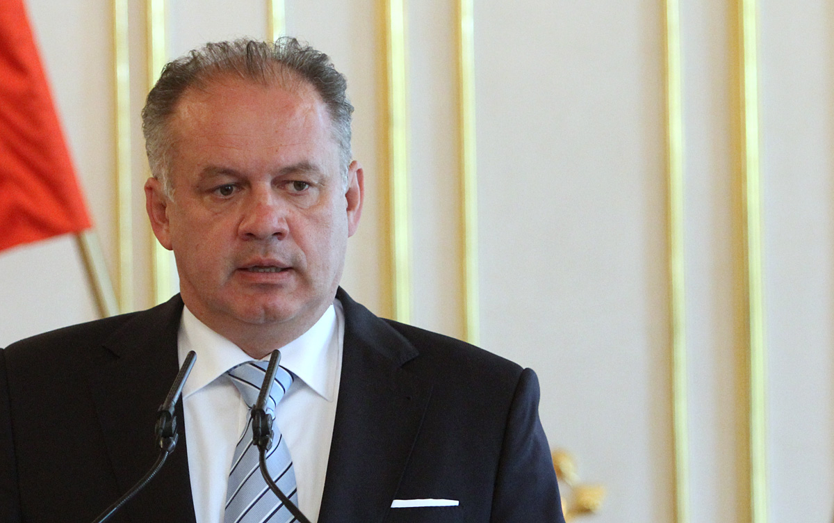 Andrej Kiska rozdelil rodinám v núdzi svoj septembrový plat