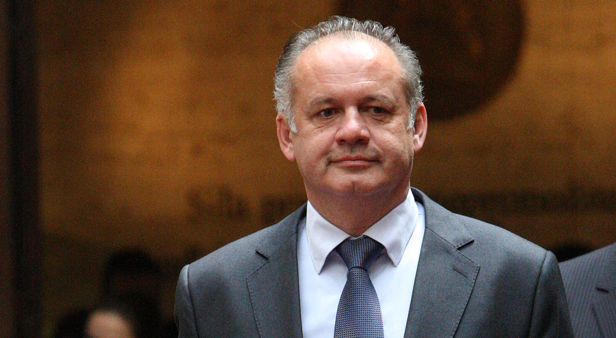 Andrej Kiska poskytol aj svoj májový plat ľuďom v núdzi