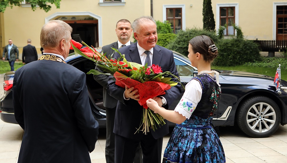 Andrej Kiska diskutoval v NItre so županom, primátorom a osobnosťami