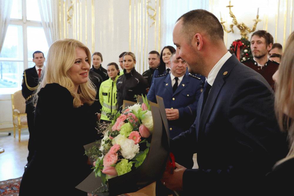 Prezidentka ocenila zásluhy a nasadenie záchranných zložiek