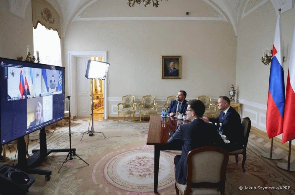 Prezidentka telefonovala s prezidentmi Poľska a Ukrajiny