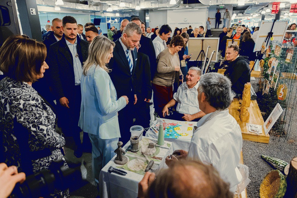 Prezident SR: Umenie handicapovaných umelcov nás učí porozumeniu a sile tvorby
