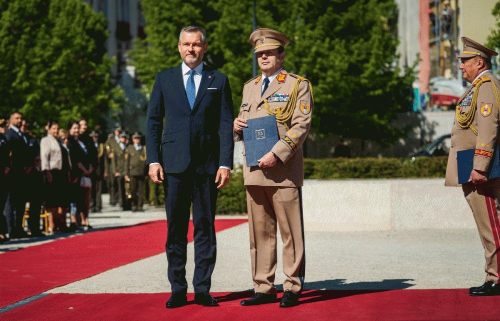  Prezident SR vymenoval nov&eacute;ho n&aacute;čeln&iacute;ka Gener&aacute;lneho &scaron;t&aacute;bu Ozbrojen&yacute;ch s&iacute;l Slovenskej republiky