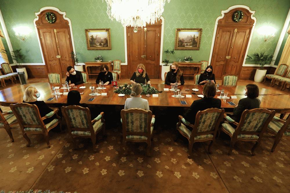 Prezidentka: Mnohí prepadli systémom štátnej pomoci 