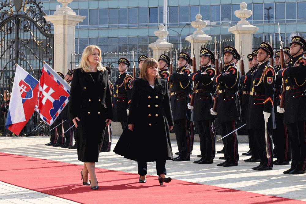 Grécka prezidentka K.Sakellaropulusová pricestovala na návštevu SR