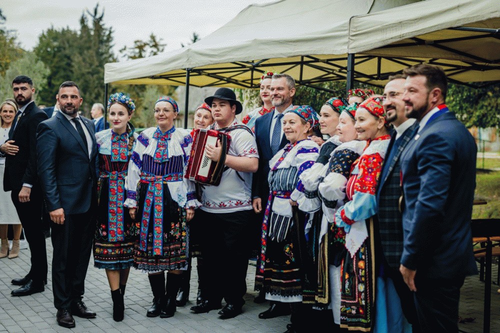 Prezident SR Peter Pellegrini absolvoval v priebehu roka rozsiahly program dom&aacute;cich a zahraničn&yacute;ch pracovn&yacute;ch ciest
