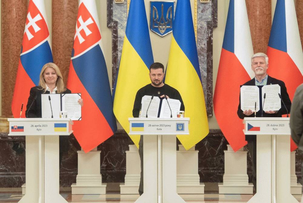 Spoločné vyhlásenie prezidentov SR, ČR a Ukrajiny 