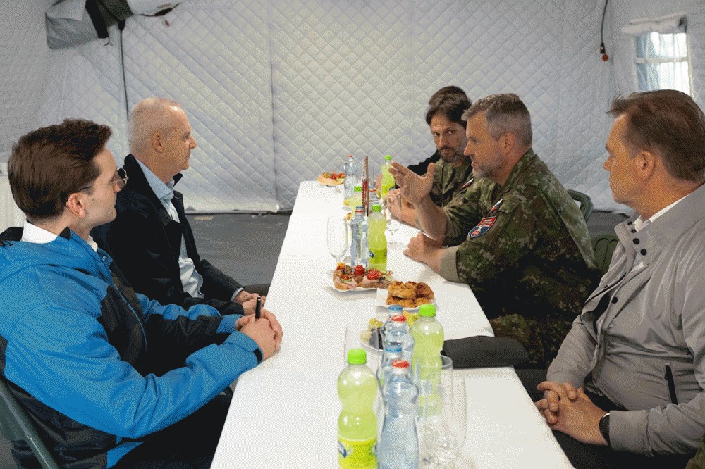 Námestníka GT NATO B. Rugeho zaujal projekt Národných obranných síl