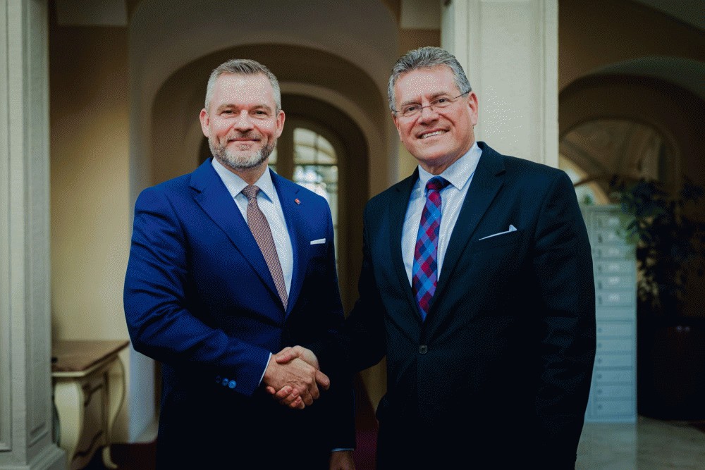 Prezident SR absolvoval pracovný obed so slovenským eurokomisárom Marošom Šefčovičom