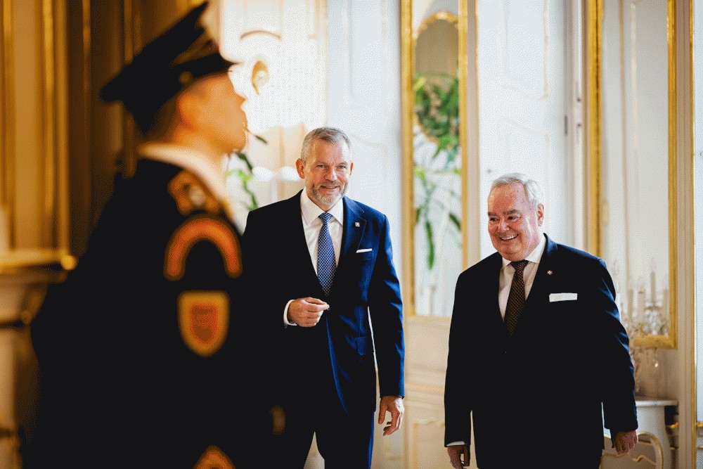 Prezident SR si prevzal vyznamenanie od Malt&eacute;zskeho r&aacute;du