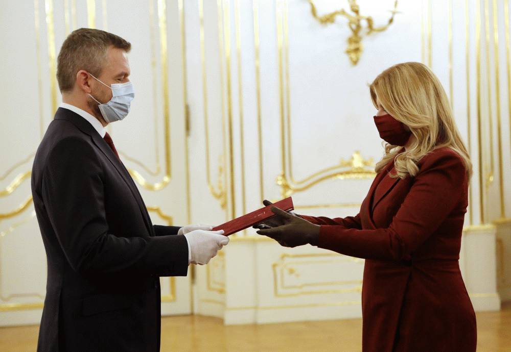 The president accepted the resignation of Peter Pellegrini’s government