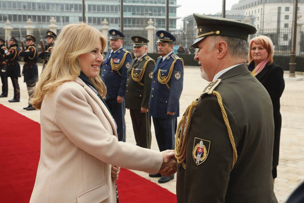 Prezidentka sa poďakovala odchádzajúcemu generálmajorovi Novosadovi