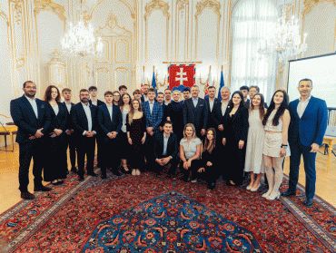 Historicky prv&aacute; diskusia prezidenta, ministrov a mlad&yacute;ch o v&iacute;zii Slovenska v&nbsp;Prezidentskom pal&aacute;ci