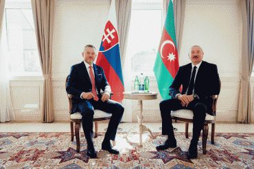 Prezident SR v Azerbajdžane: Strategick&eacute; partnerstvo mus&iacute; prin&aacute;&scaron;ať konkr&eacute;tne v&yacute;sledky