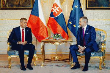 Prezident SR prijal predsedu českej vl&aacute;dy na n&aacute;stupnej n&aacute;v&scaron;teve
