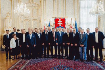 Prezident SR: Zlato z futbalov&yacute;ch majstrovstiev Eur&oacute;py v Belehrade je ozdobou na&scaron;ej &scaron;portovej hist&oacute;rie 