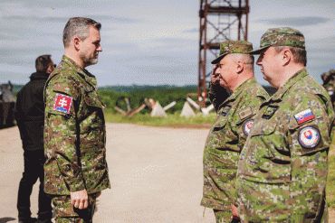 Prezident SR: Ozbrojené sily musia byť vybavené najmodernejšou dostupnou technikou