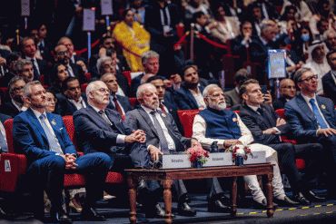 Prezident SR: Slovensko m&aacute; &scaron;ancu stať sa centrom digit&aacute;lnej infra&scaron;trukt&uacute;ry