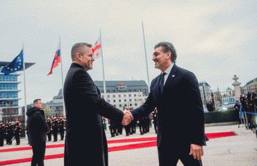 Prezident SR: Bratislava je miesto, ktor&eacute; m&aacute; sl&uacute;žiť na zmyslupln&yacute; dial&oacute;g s partnermi z cel&eacute;ho sveta
