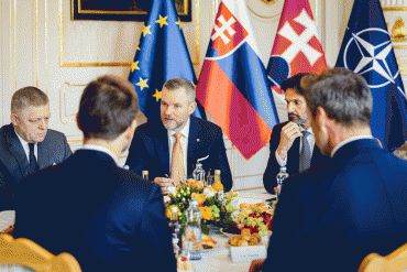 P. Pellegrini: Slovenskí vojaci majú zostať na území SR